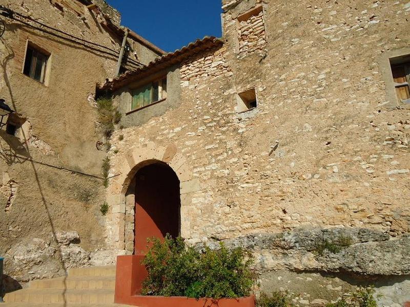 Muralla urbana de Puigpelat