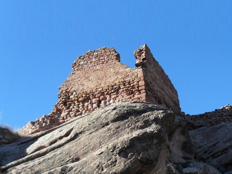 Castillo de Pozondón