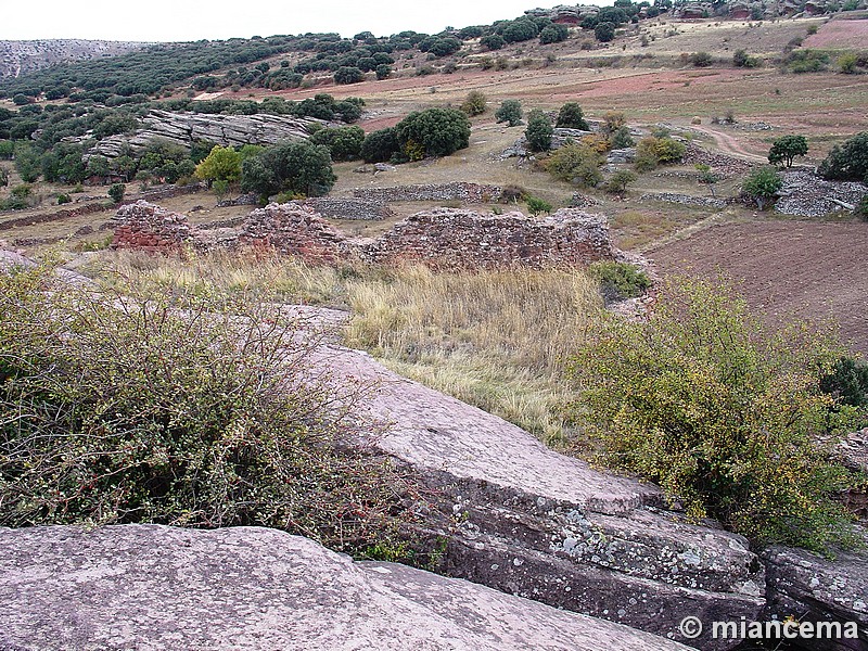 Castillo de Pozondón