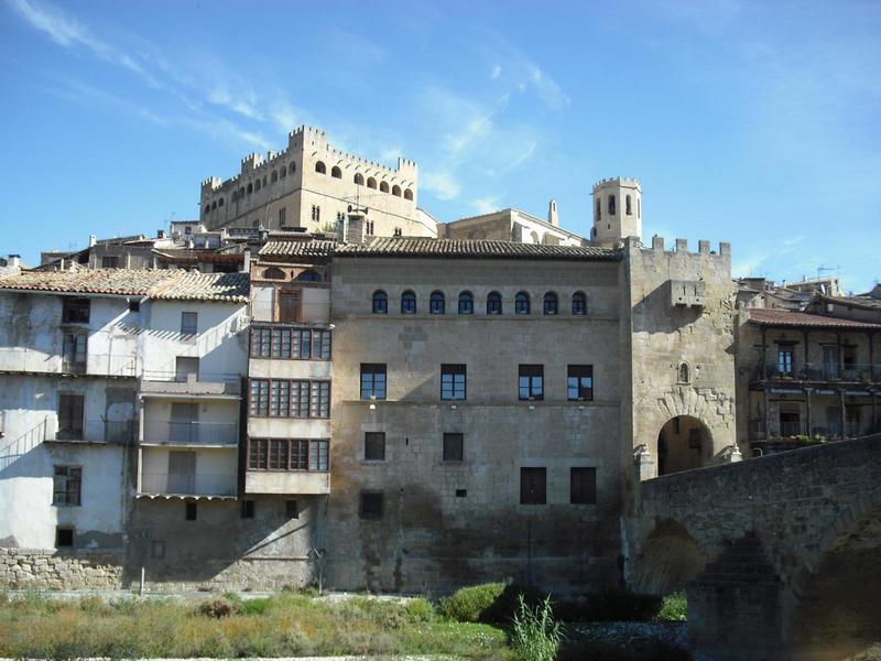 Muralla urbana de Valderrobres