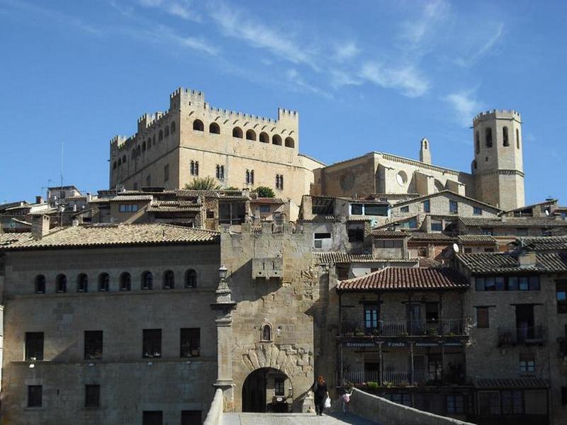 Muralla urbana de Valderrobres