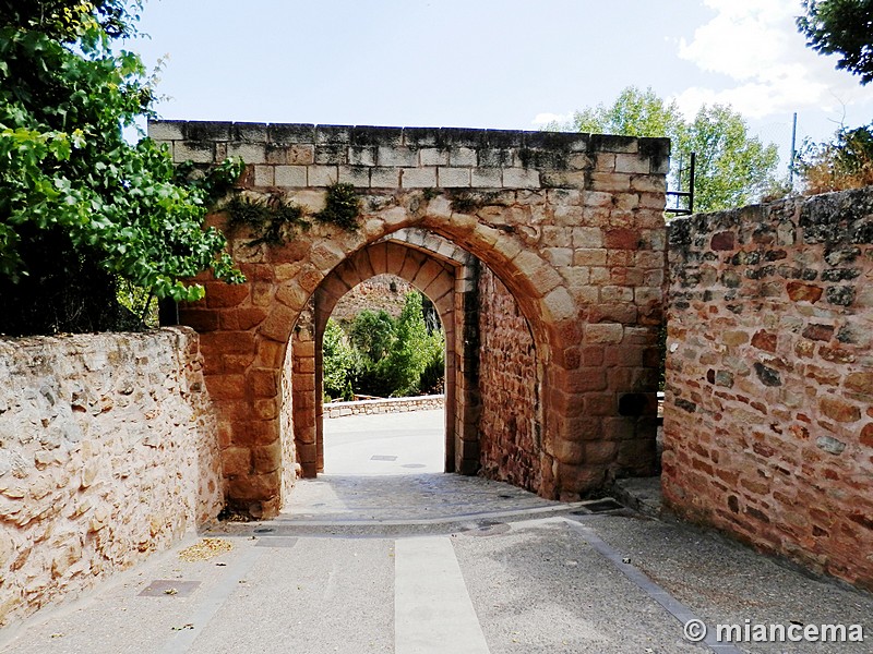 Muralla urbana de La Puebla de Valverde