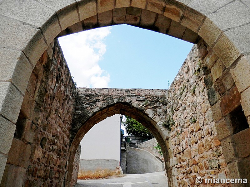 Muralla urbana de La Puebla de Valverde