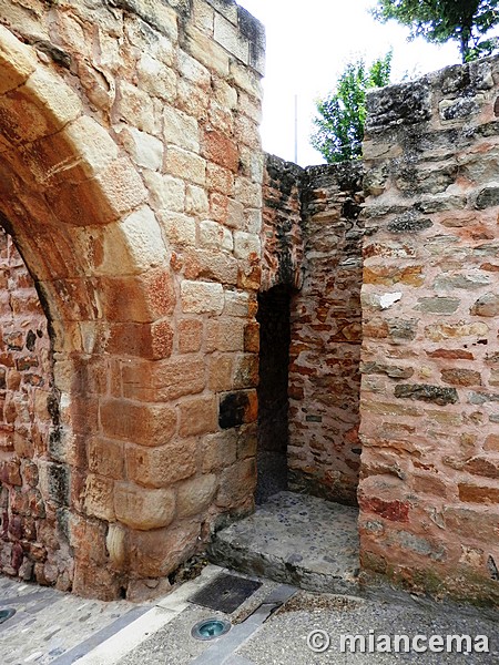 Muralla urbana de La Puebla de Valverde