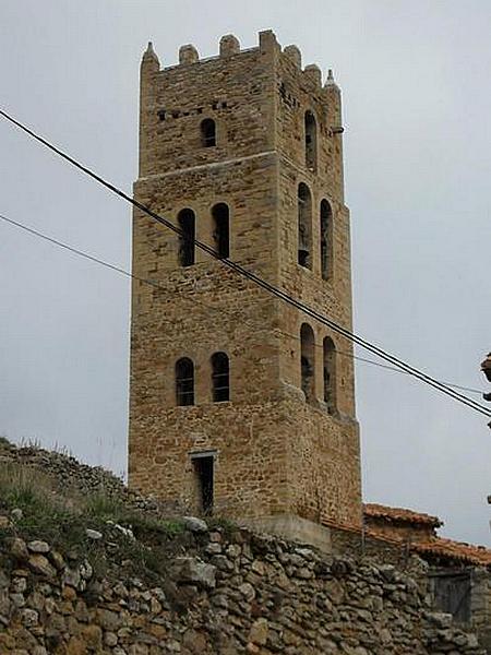 Torreón de Villarroya de los Pinares