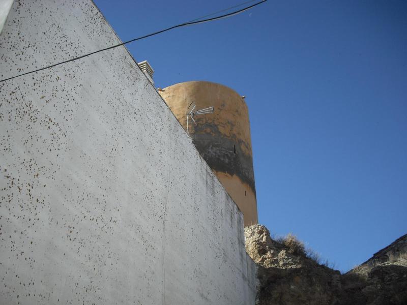 Muralla urbana de Híjar