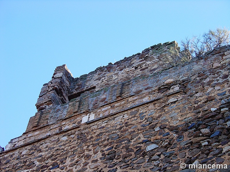 Castillo de Montalbán