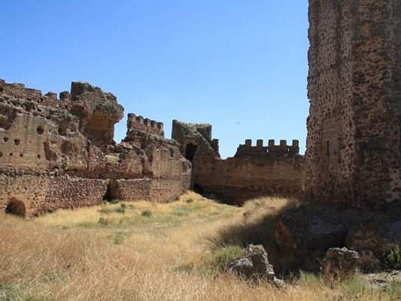 Castillo de Almonacid