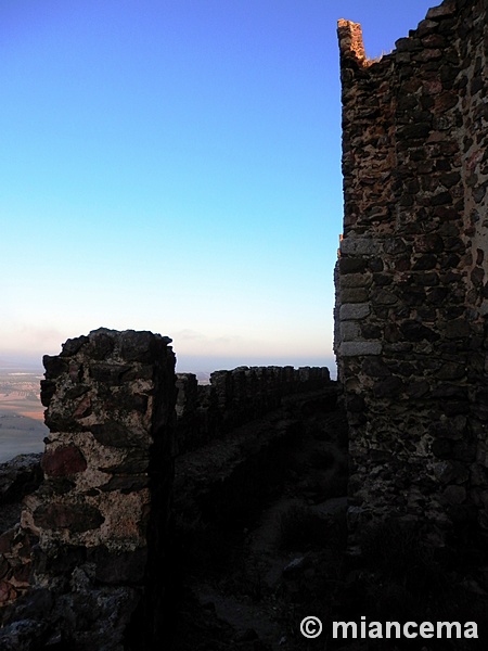 Castillo de Almonacid