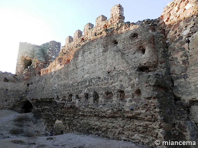 Castillo de Almonacid