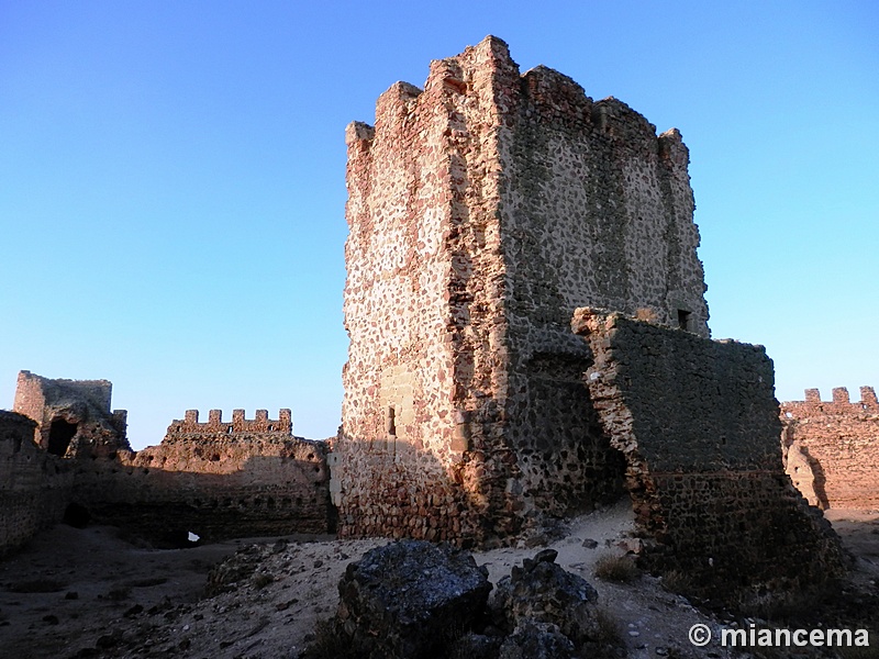 Castillo de Almonacid