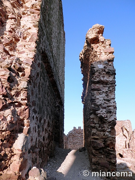 Castillo de Almonacid