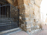 Puerta califal de Maqueda