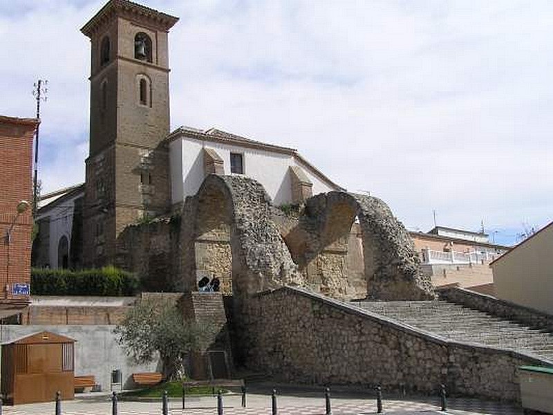 Puerta califal de Maqueda