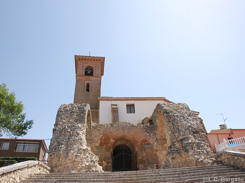 Puerta califal de Maqueda