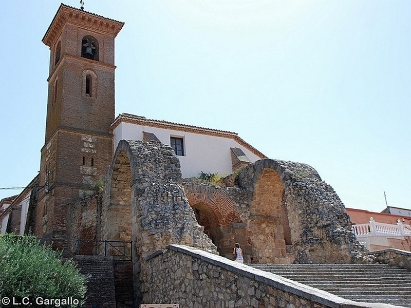 Puerta califal de Maqueda