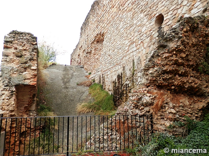 Muralla urbana de Escalona