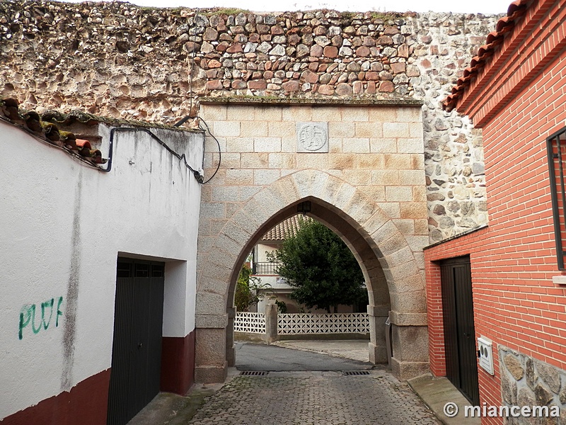 Muralla urbana de Escalona