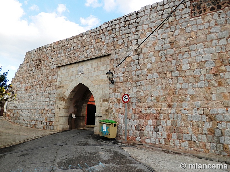 Muralla urbana de Escalona