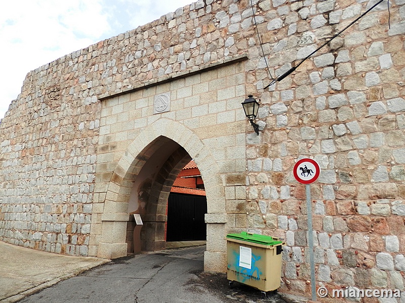 Muralla urbana de Escalona