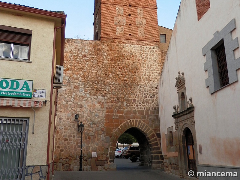 Muralla urbana de Escalona