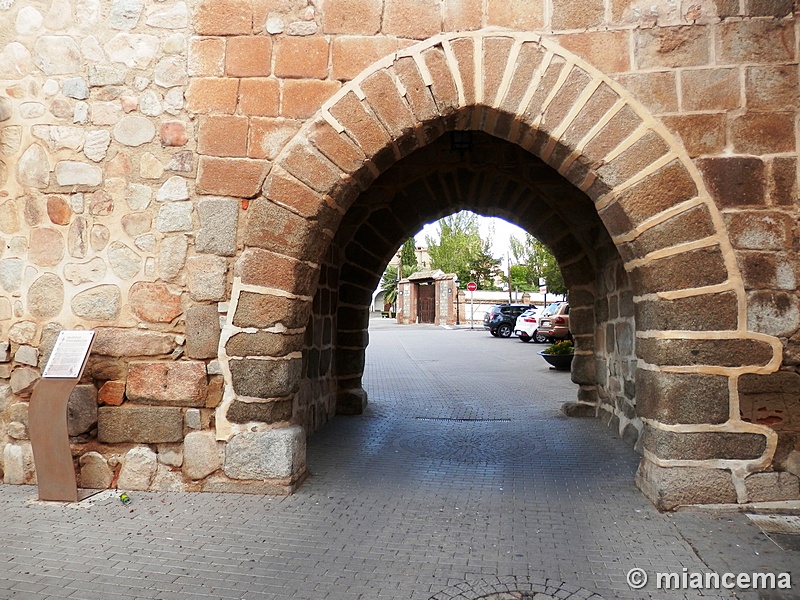 Muralla urbana de Escalona