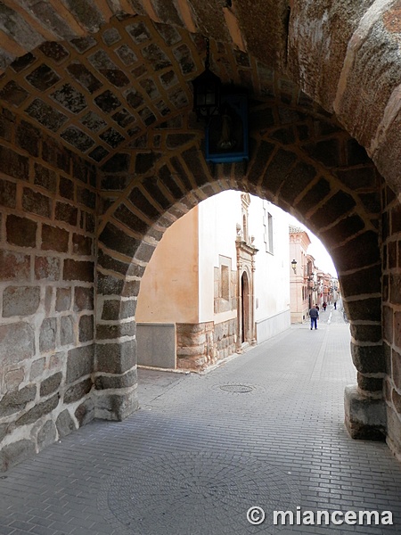 Muralla urbana de Escalona