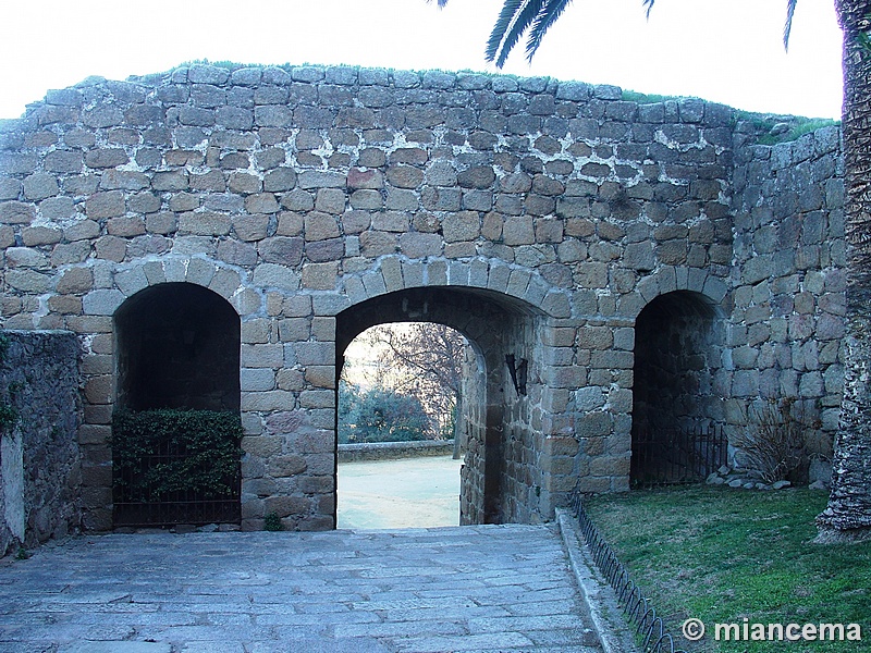 Muralla urbana de Oropesa