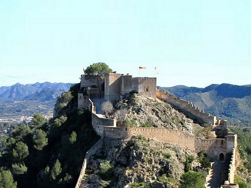 Castillo El Menor