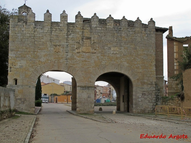 Muralla urbana de Medina de Rioseco