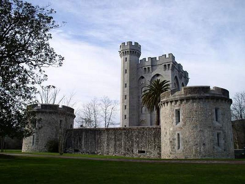 Castillo palacio de Arteaga