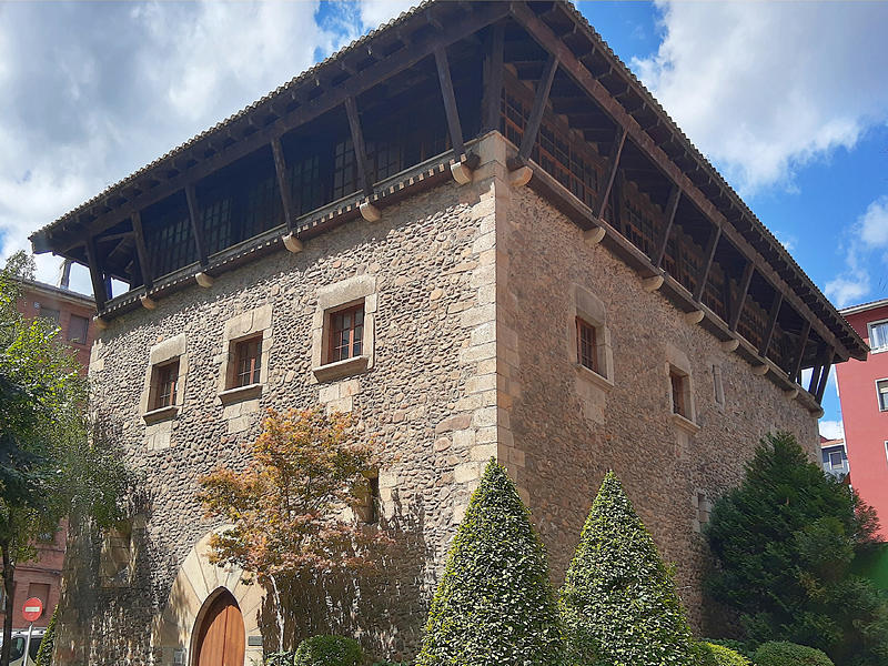 Casa torre de Ariz