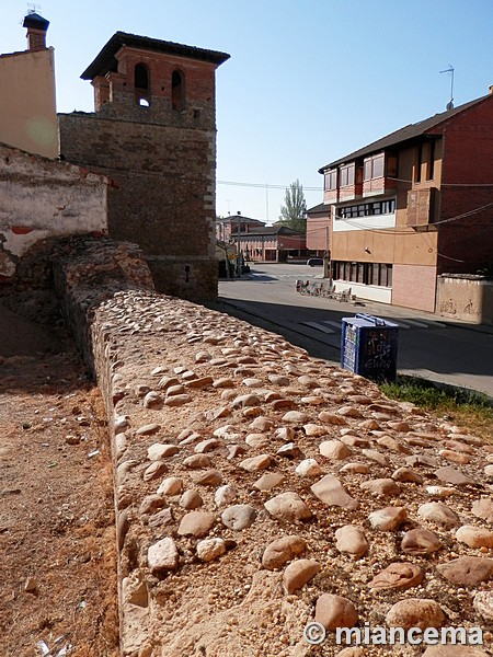 Muralla urbana de Villalpando