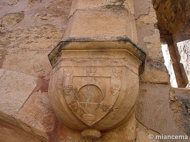 Castillo de Los Luna