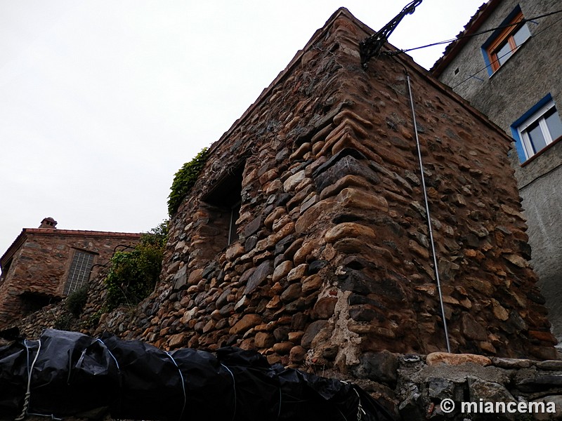 Muralla urbana de Añón de Moncayo