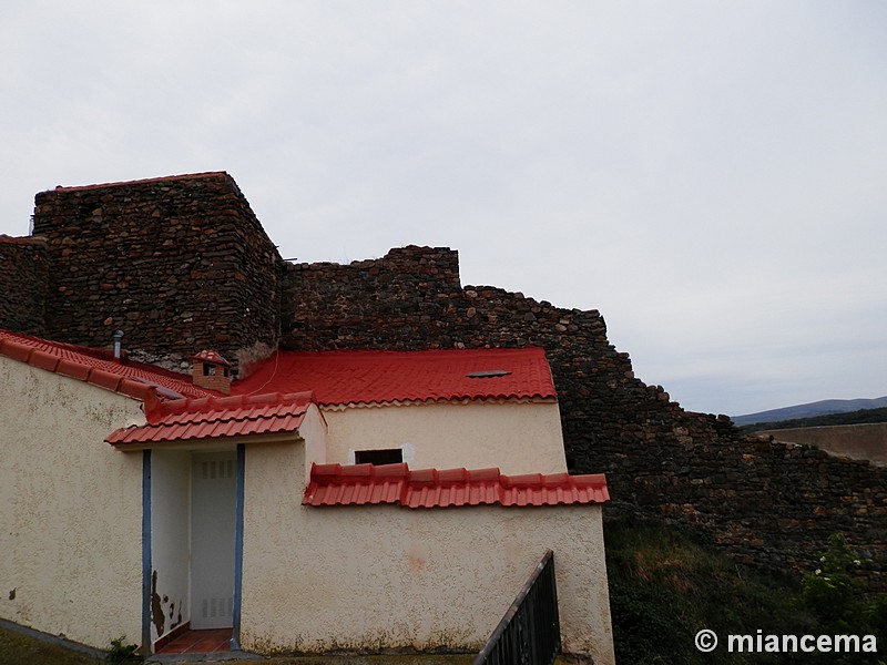 Muralla urbana de Añón de Moncayo