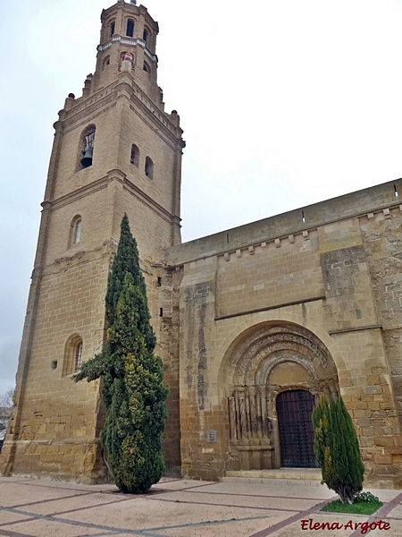 Iglesia fortificada de Santa María de la Corona