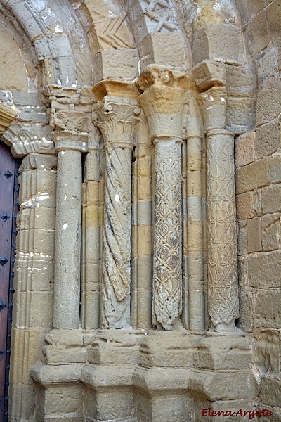 Iglesia fortificada de Santa María de la Corona