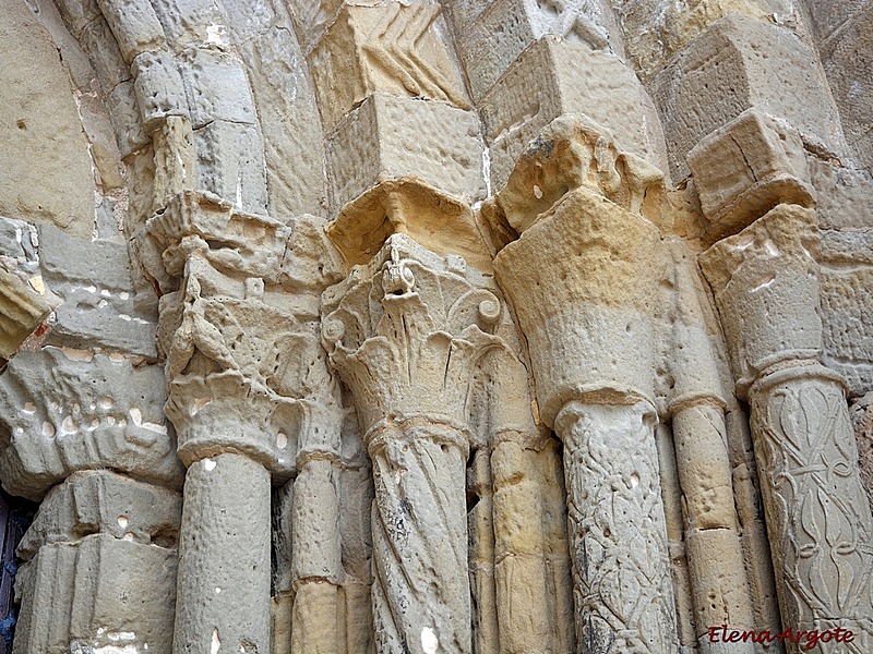 Iglesia fortificada de Santa María de la Corona