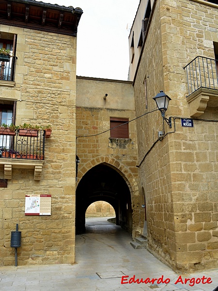 Puerta de la Villa