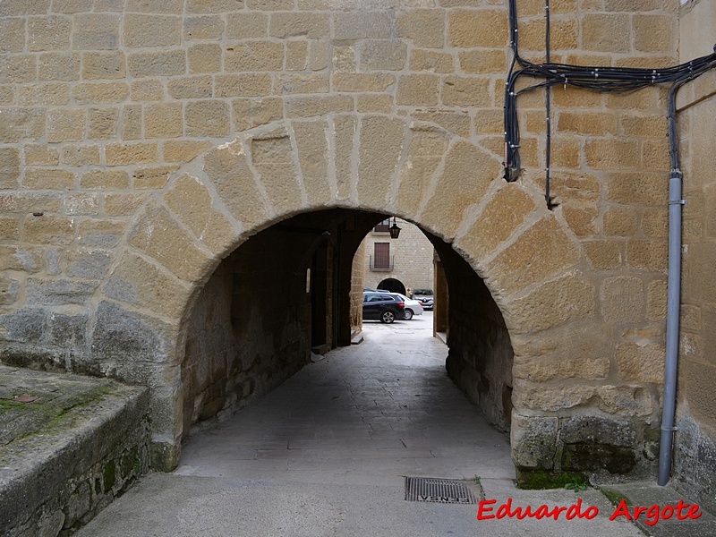 Puerta de la Villa