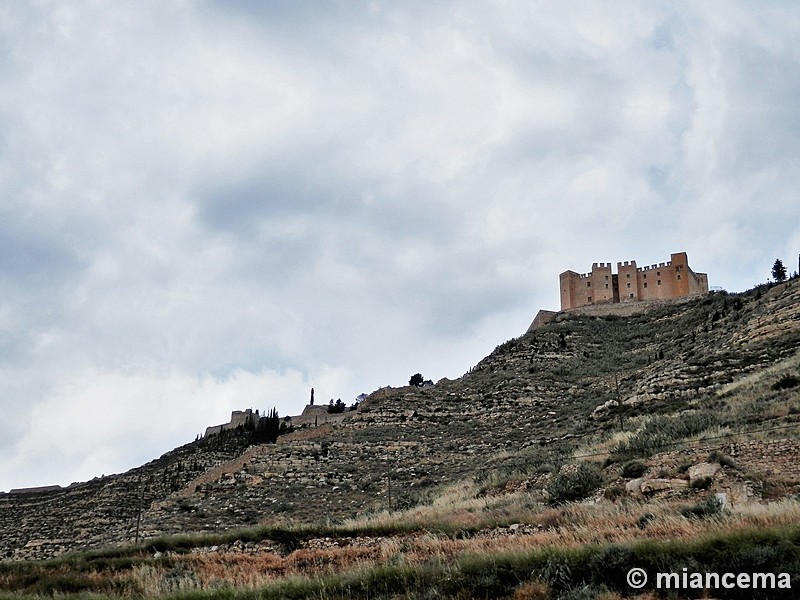 Muralla urbana de Mequinenza