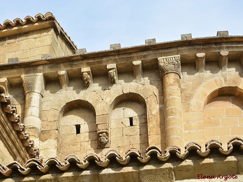 Iglesia fortificada de San Martín de Tous