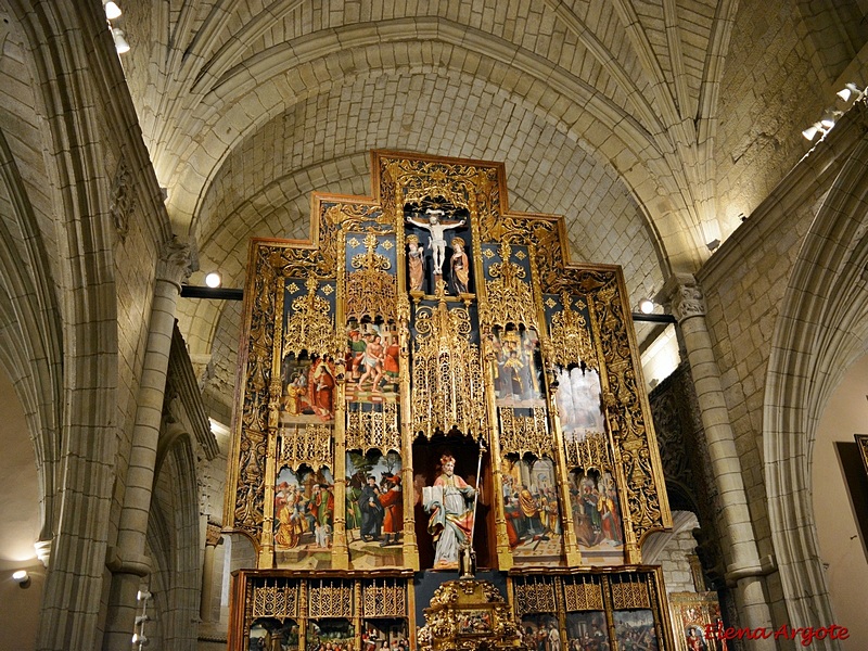 Iglesia fortificada de San Martín de Tous